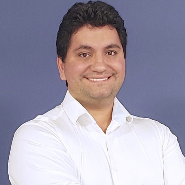 Professor Carlos Alberto Gonçalves da Silva Maistro Machado
